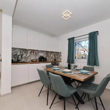 Malena Appartement *